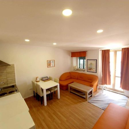 Apartments Eis Baška Екстериор снимка
